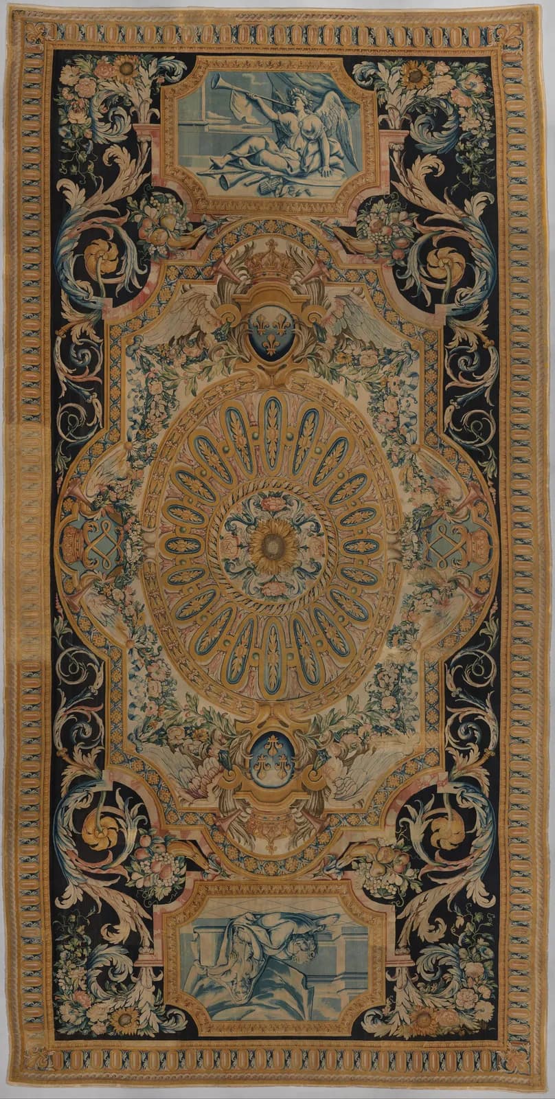 Grande Galerie carpet no. 38 (Fame and Fortitude)